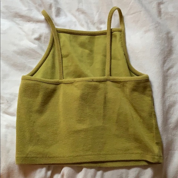 CROP TOP 💚 - Picture 2 of 3